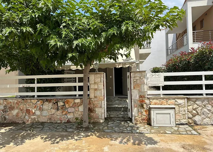 בית נופש Estia House 1-2 *