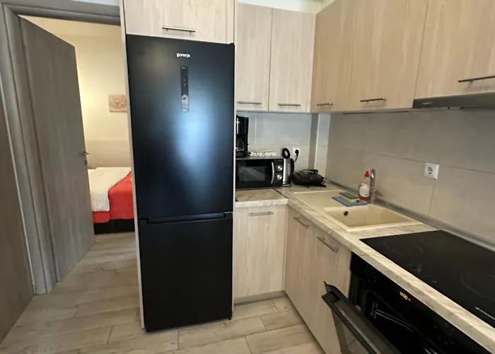 Estia House 1-2 ניקיטי